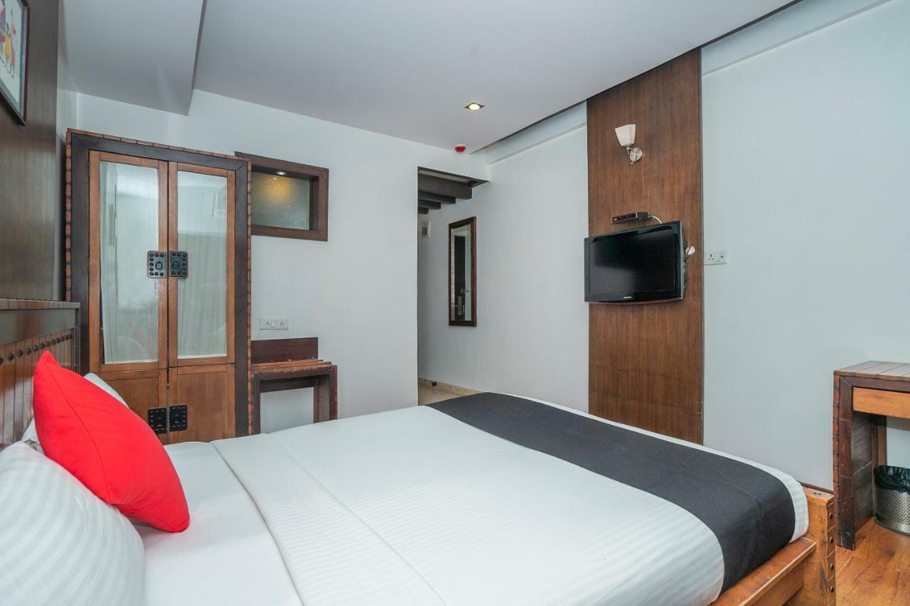 ดิ เอลิต รอยัล Aparthotel บังกาลอร์ ภายนอก รูปภาพ